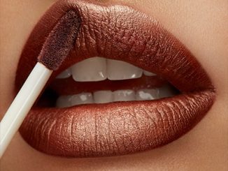 Metallic Lipstick