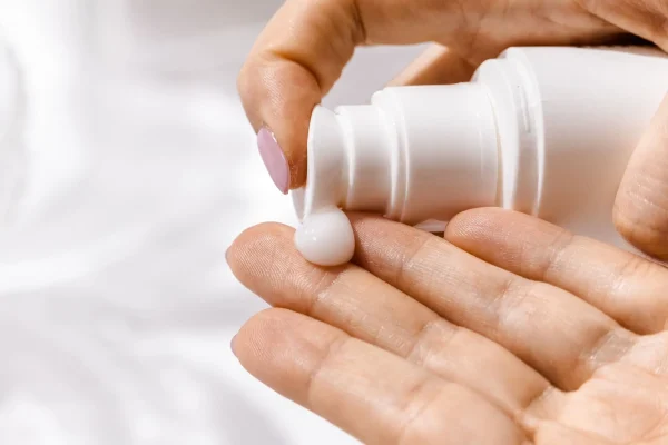 benzene sunscreens