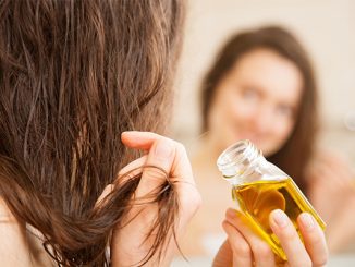 How to Use Hair Oil
