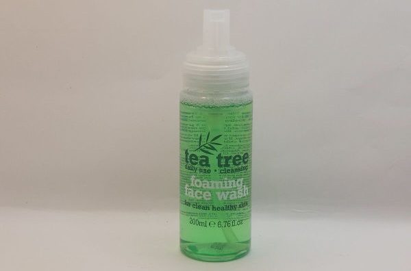 how to use tea tree foaming face wash